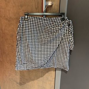 GINGHAM WRAP SKIRT